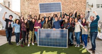 Autoconsumo de energía solar fotovoltaica promovidos por Triodos Bank y ecooo