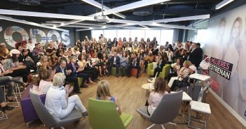 Un sujetador postoperatorio para mujeres con cáncer de mama