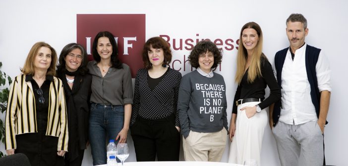 ¿Crees que el petróleo contamina? Pues tienes razón ¿Y la moda? Pues también. Y mucho