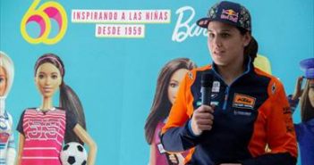 Barbie y la piloto Laia Sanz se unen en ‘Yo Puedo Ser’