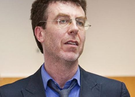 “¿Qué clase de coches comprarán la mayoría de indios, asiáticos, africanos etc? Probablemente de petróleo”