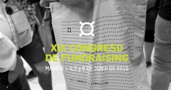 Los españoles, cada vez más solidarios