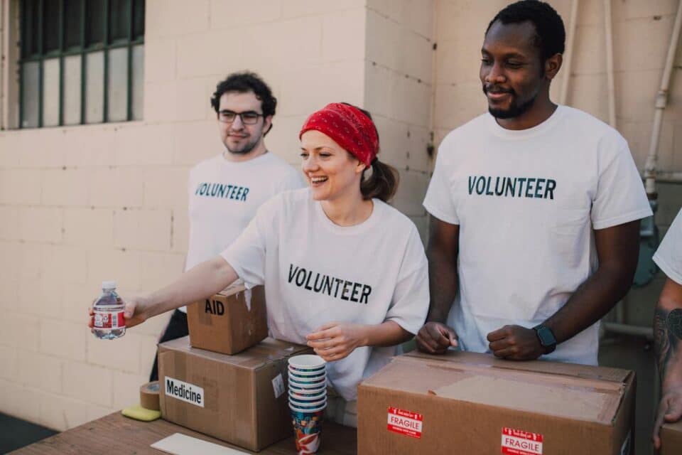 más voluntariado corporativo, menos rotación