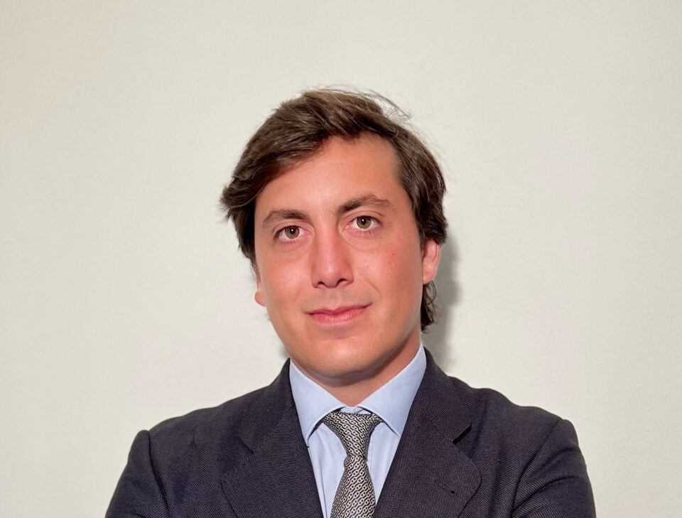Ignacio Resusta - UBS AM