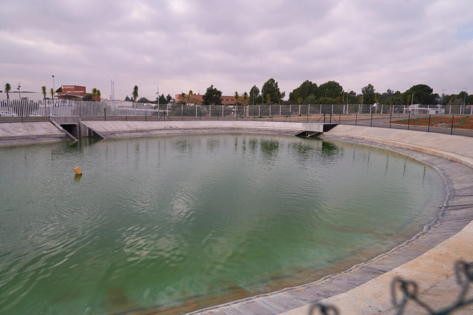 Recuperación de agua de lluvia en la Ciudad Deportiva Rafael Gordillo