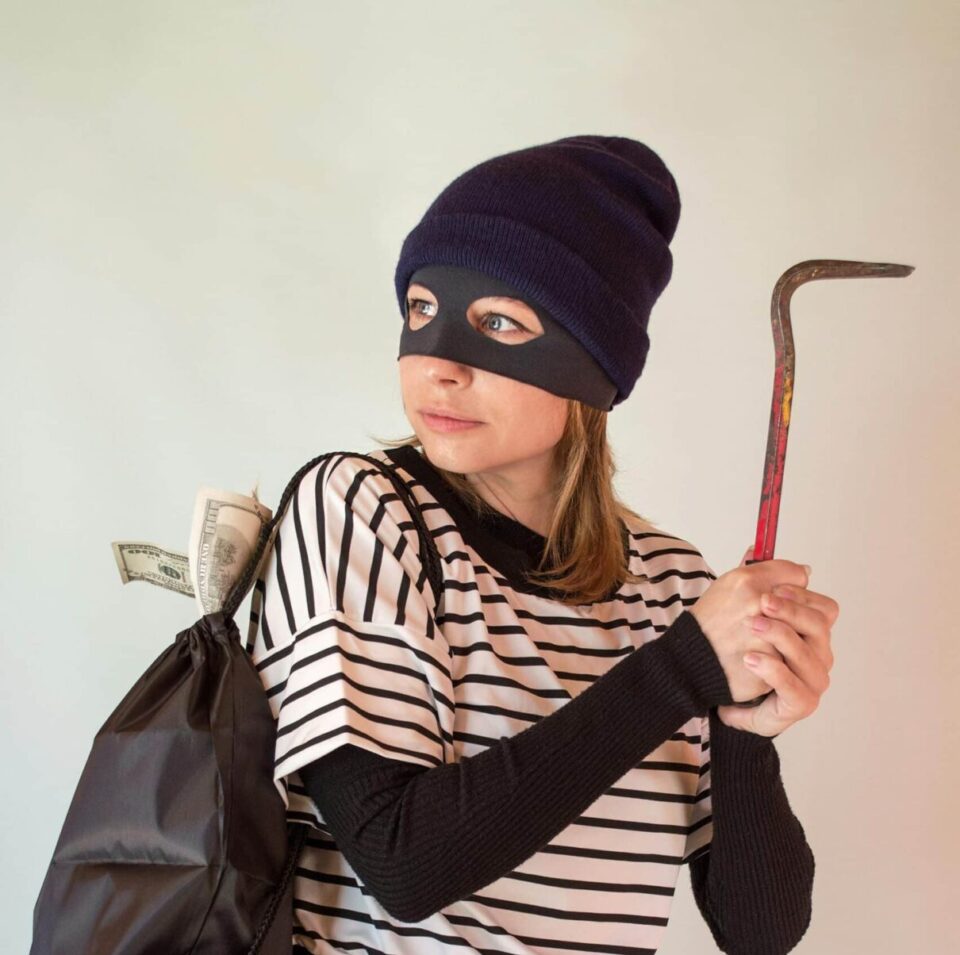 El ciberataque que pone en jaque los datos de los clientes y suplantaciones de identidad fáciles de llevar a cabo