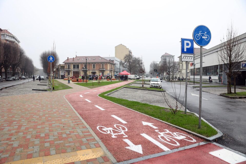 Inauguración Plaza Turín